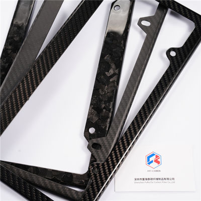 قاب صفحه گواهینامه فیبر کربن سفارشی سفید سیاه Twill درخشان لوکس سفارشی 32 * 16