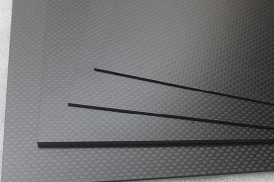 200*300mm Glossy Twill 3K Carbon Fiber Reinforced Composite Sheet برای موتورهای رباعی RC