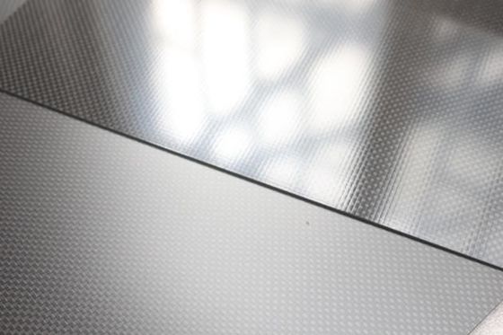 500X600mm وزن سبک و قدرت بالا 3K ساده فابر کربن درخشان